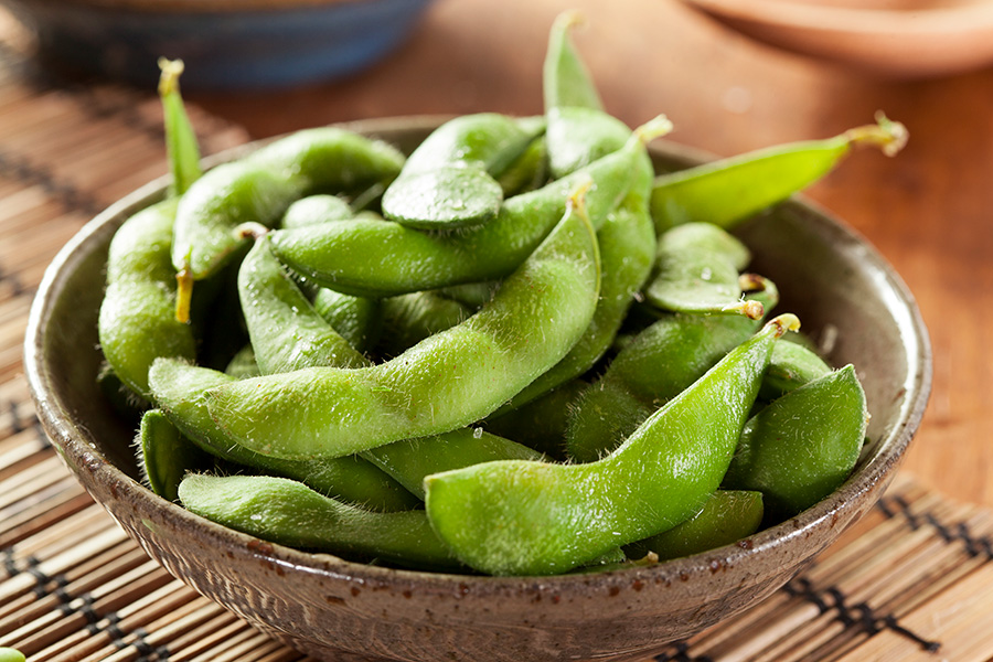 green-organic-edamame-with-sea-salt